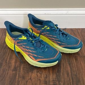 Hoka Speedgoat 5